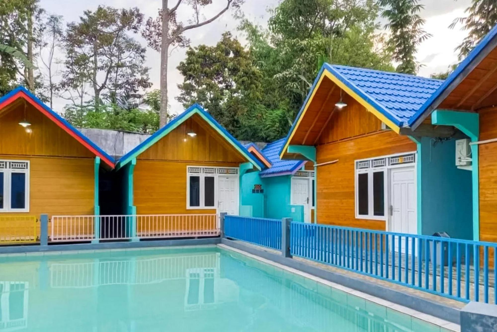 Reddoorz At Villa Waterfun Favour Pagar Alam Pagaralam Exterior foto